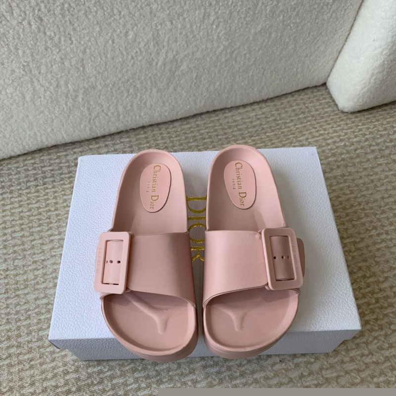 ch**an D*or slippers
